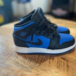 Jordan 1 royal black and blue